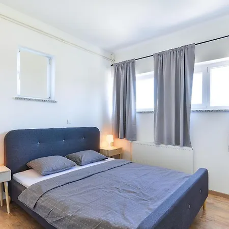 Vakantiehuis With A Fireplace 07 *